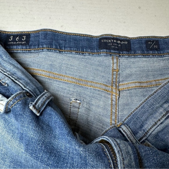 Lucky Brand 363 Vintage Straight 33/32 - Picture 5 of 8